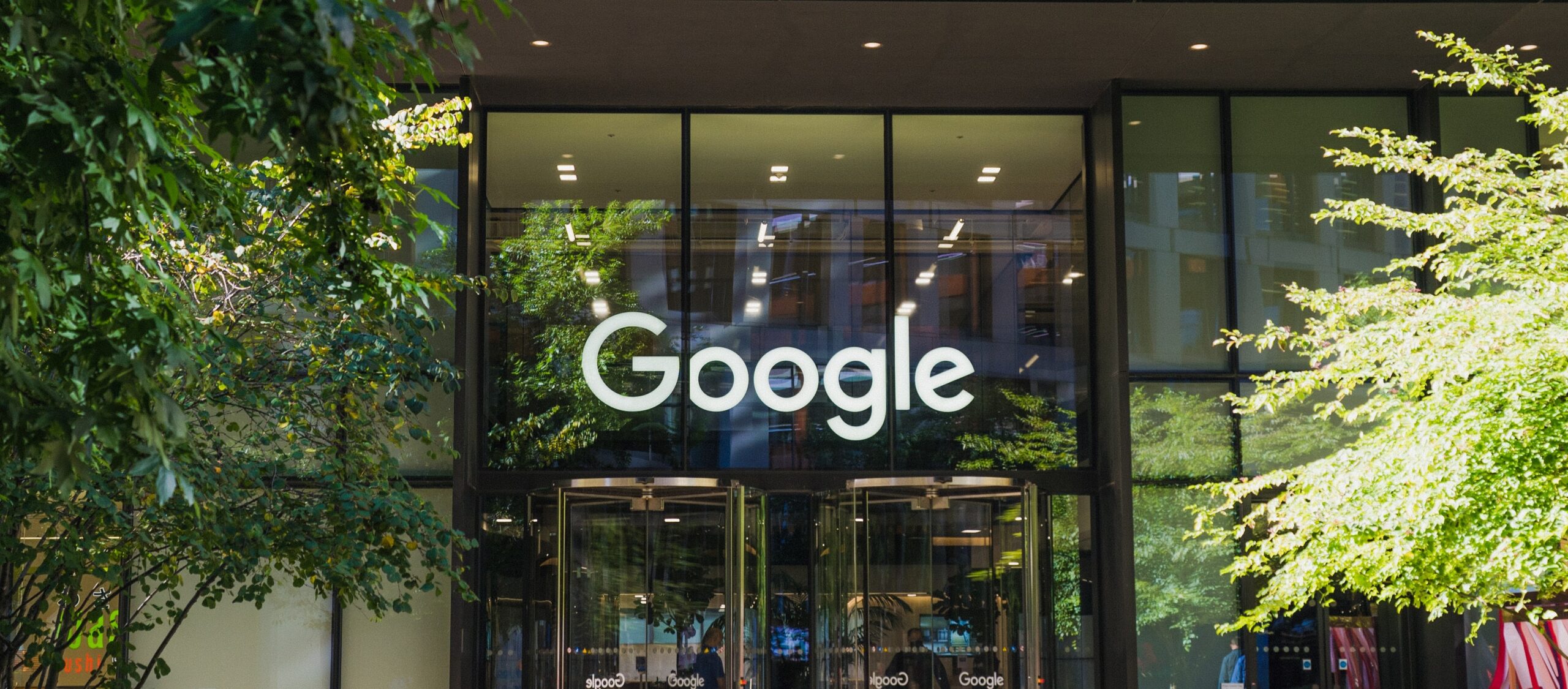 برند کارفرمایی گوگل چطور ساخته شده است؟